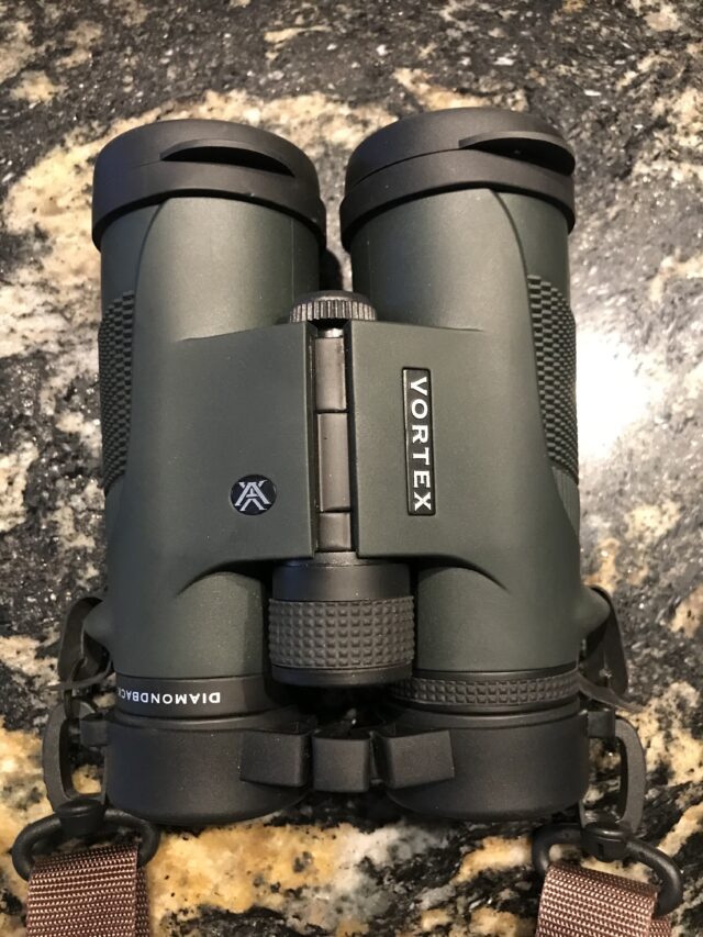 vortex diamondback best lightweight binoculars for hunting bestbuybinoculars